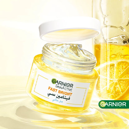 Garnier - Skin Active - Fast Bright - Vitamin C Water Gel Moisturizer - 48 Hours Hydration - Anti Dark Spots - 30 ML