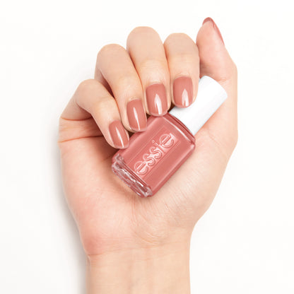 Essie Barn Boheme, Salon-Quality Nail Polish, Vegan formula for flawless coverage, easy-glide brush