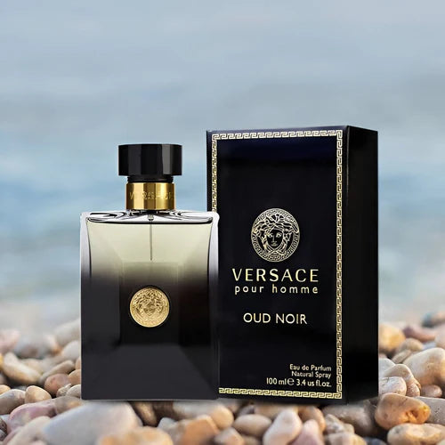 Versace – Pour Homme Oud Noir Eau de Parfum 100 ml